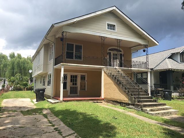 1st image of 5634-36 Woodlawn Pl