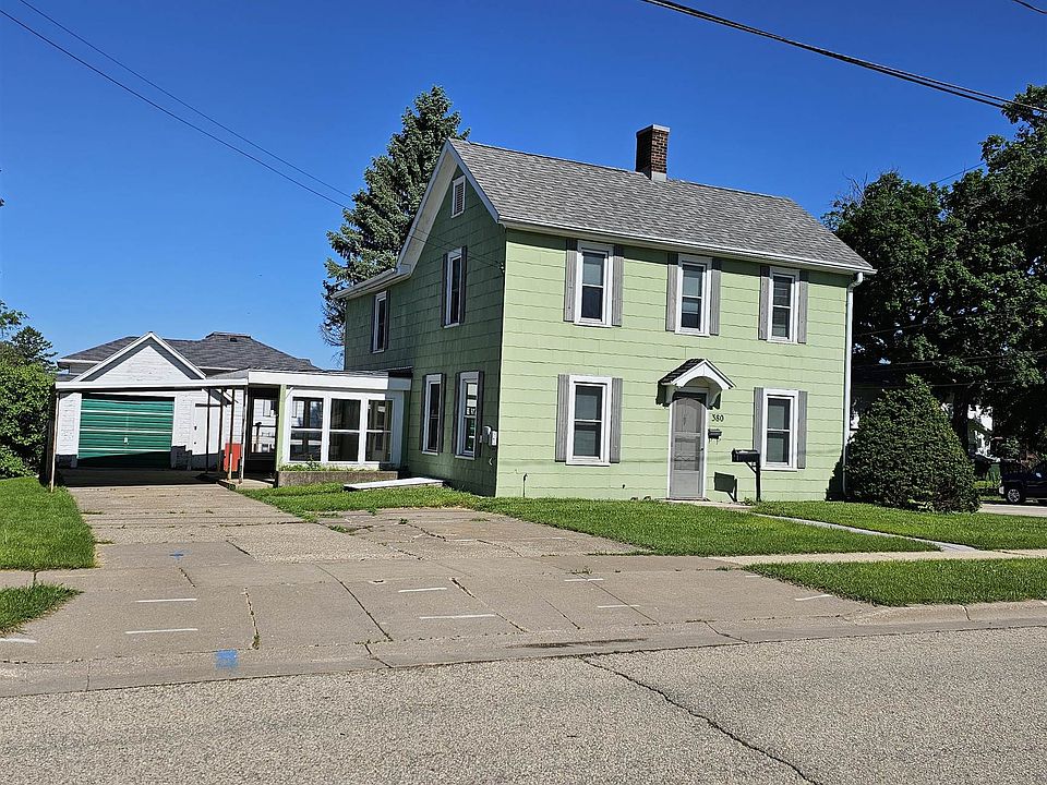 1st image of 380 N Elm St