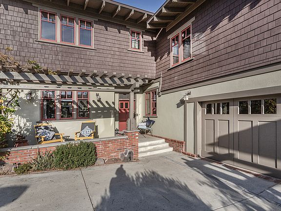 4th image of 1517 10th ST