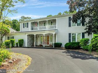 660 McCormick Dr, Toms River, NJ 08753