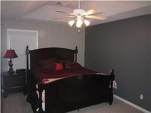 2nd image of 630 Holly Berry Ln