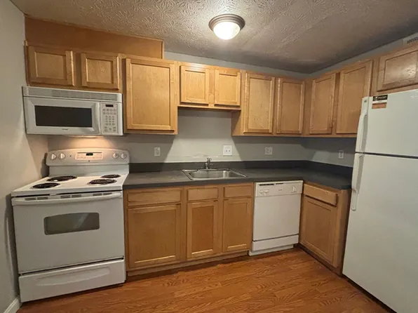 Lowell 525, 525 Lowell Ave APT 8, Cincinnati, OH 45220