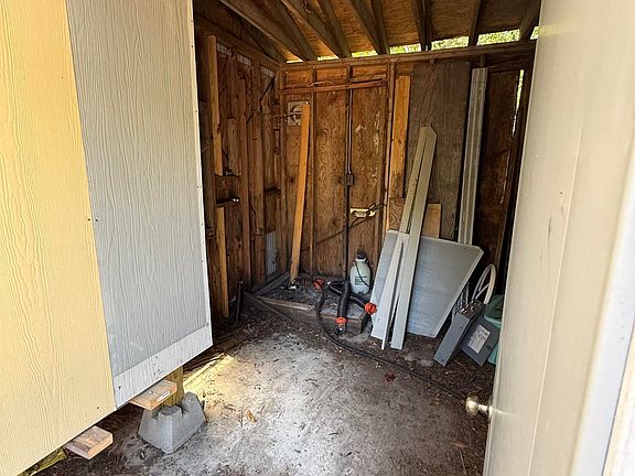 4th image of 1276 Rio Cir