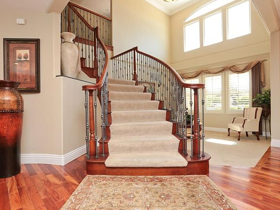 4th image of 2627 Gamblin Dr
