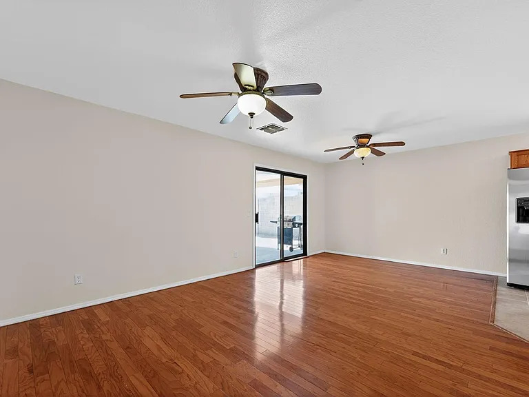 6816 S Russet Sky Way — Photo 7