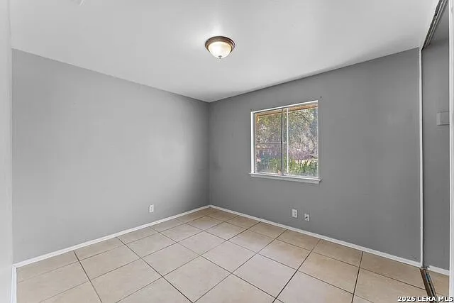 5035 Village Crst — Photo 17