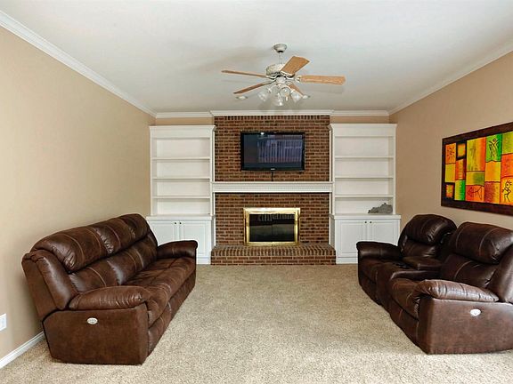 4th image of 4360 Creek Valley Way