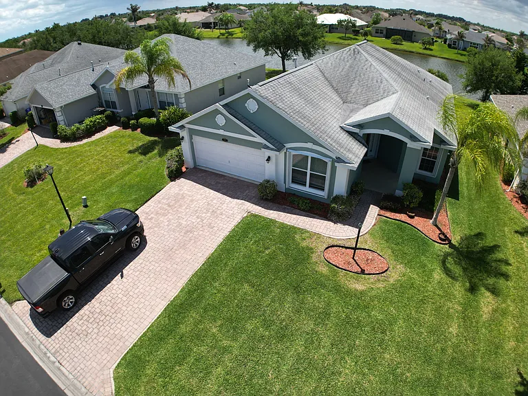 515 S Valencia Cir SW — Photo 45