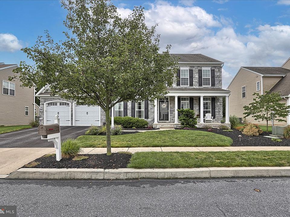 2204 Flintlock Dr Hummelstown PA Zillow