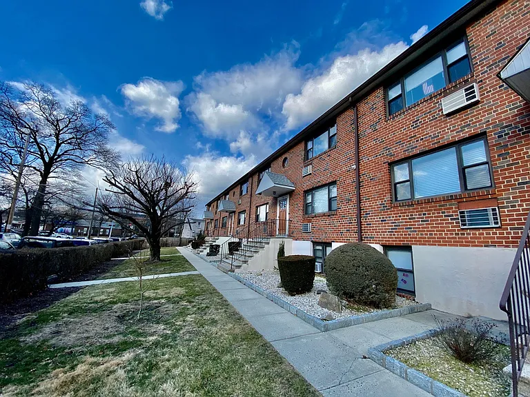 Stonelea Pl — Photo 9