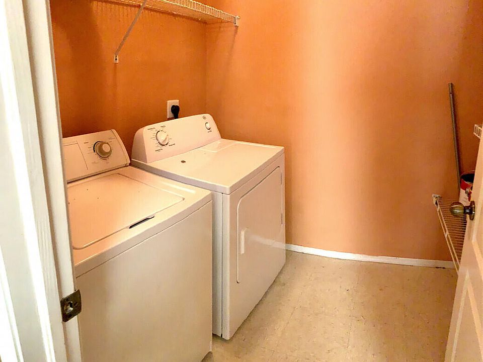 1st image of 1901 Belmont Pl #1901