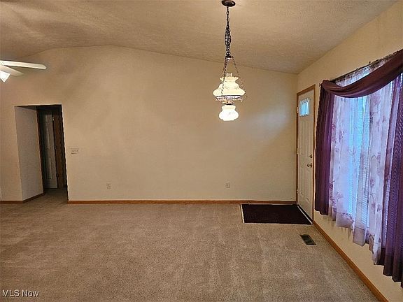 3rd image of 515 Heatherwoods Dr