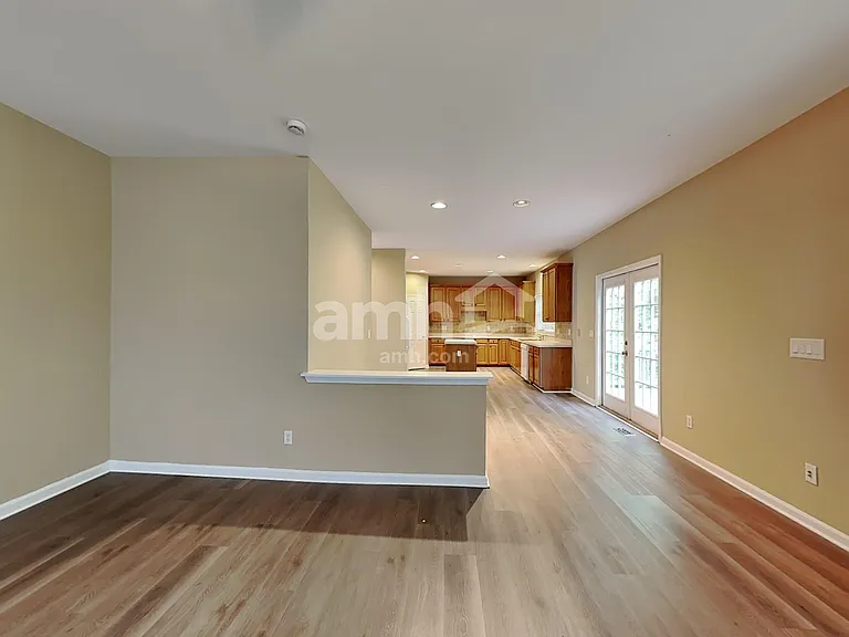 637 Rebecca Ives Dr NW — Photo 9