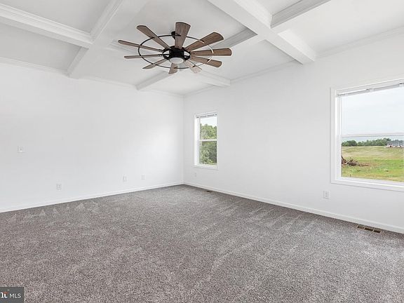 3rd image of 967 Levi Rd