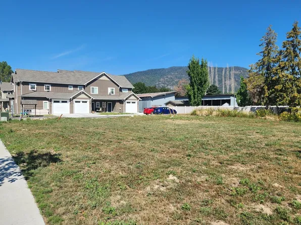 1702-1706 1712 Onyx Ct, Sandpoint, ID 83864