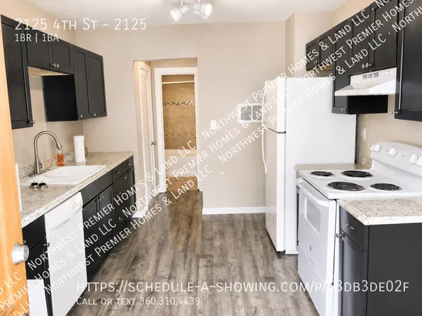 2125 4th St #2125, Bremerton, WA 98312