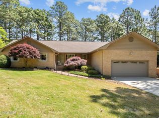 121 Hastings Rd, West End, NC 27376