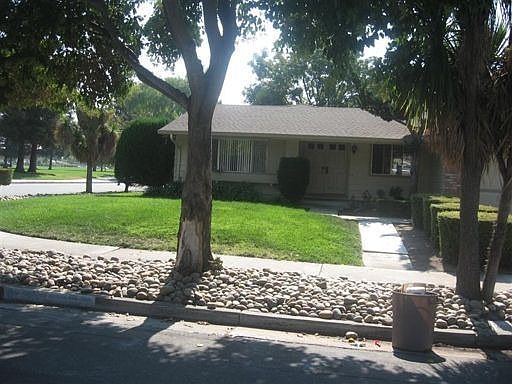 1st image of 956 Edenbury Ln