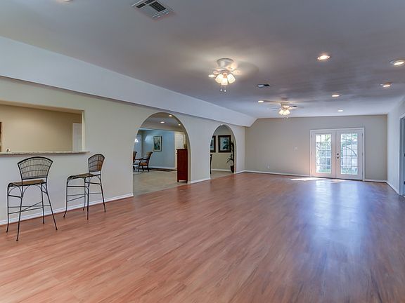 4th image of 6326 Peace Pipe Dr