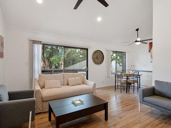 4th image of 46721 Crawford St #4