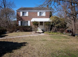 9571 Harmony Dr, Pittsburgh, PA 15237