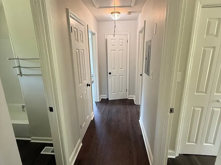 1411 Stansfield Dr — Photo 18