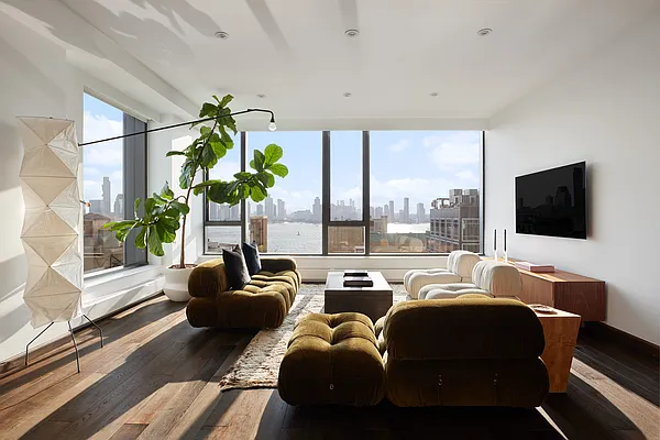 Sold by Compass | media 3