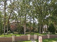 1st image of 1613 Regal Oaks Dr