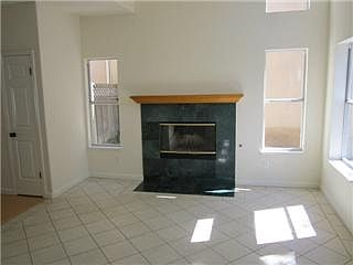 2nd image of 210 Holland Cir