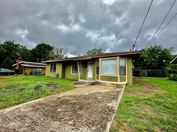 120 Loop 13, Kerrville, TX 78028