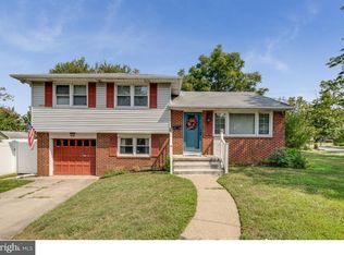 131 Ashbrook Rd, Cherry Hill, NJ 08034