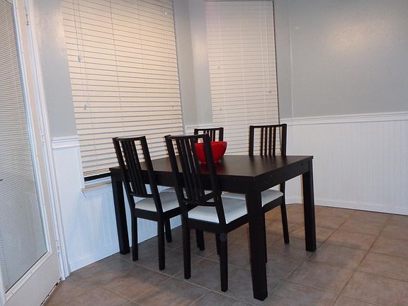 Eat in Kitchen