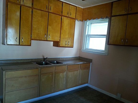 5th image of 5740 S Homan Ave