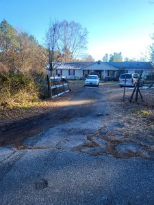 1041 Motlow School Rd, Campobello, SC, 29322