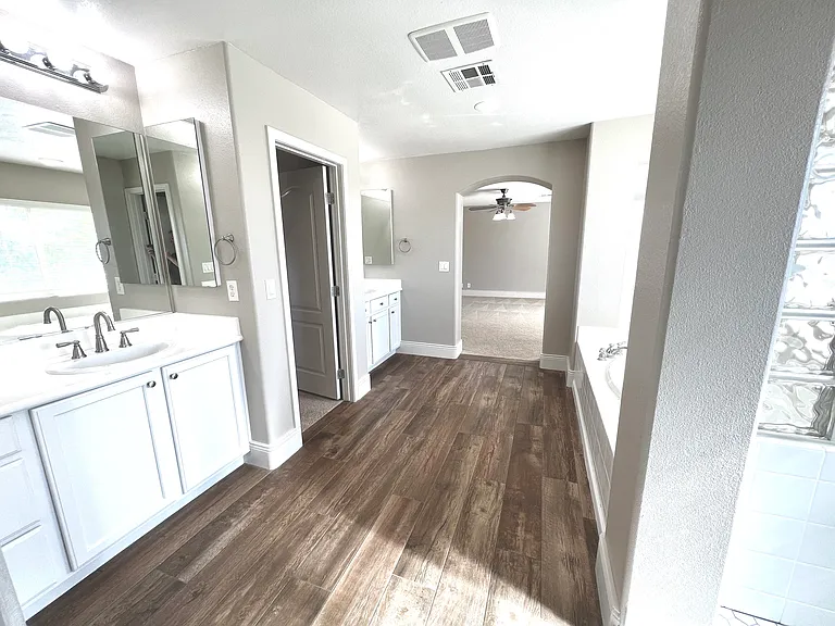 7140 Charter Crest St — Photo 56