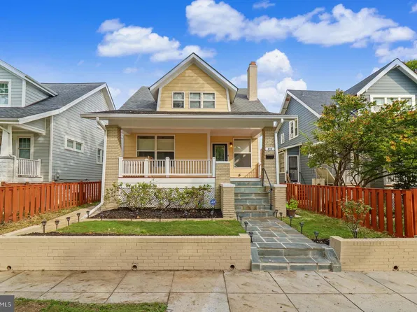 829 Whittier Pl NW, Washington, DC 20012