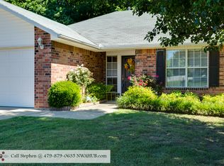 810 Spruce St, Prairie Grove, AR 72753