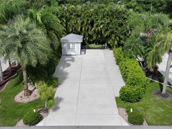 10070 Parkwood DR, FORT MYERS, FL 33905