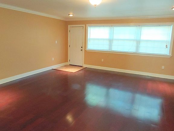 5th image of 6569 Coveview Ct