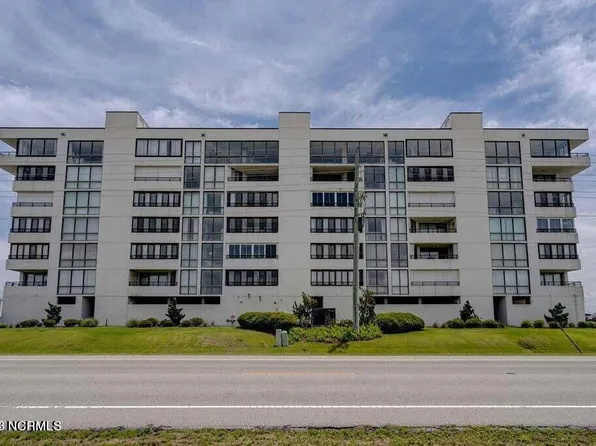 4110 Island Drive Unit 204, North Topsail Beach, NC 28460