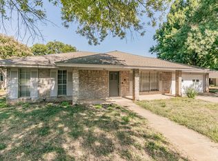 2509 Ironwood Ct, Arlington, TX 76016