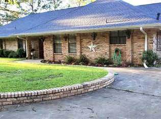 614 County Road 4520, Mount Pleasant, TX 75455