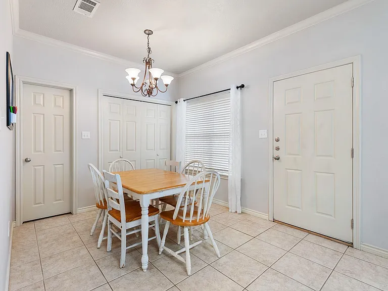400 Forest Dr — Photo 13