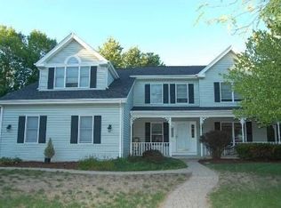 2458 Smalley Ct, Dundee, IL 60118