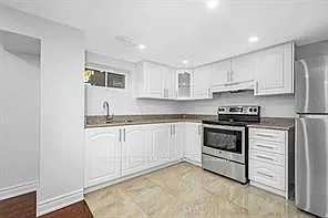 2095 Haig Dr — Photo 25