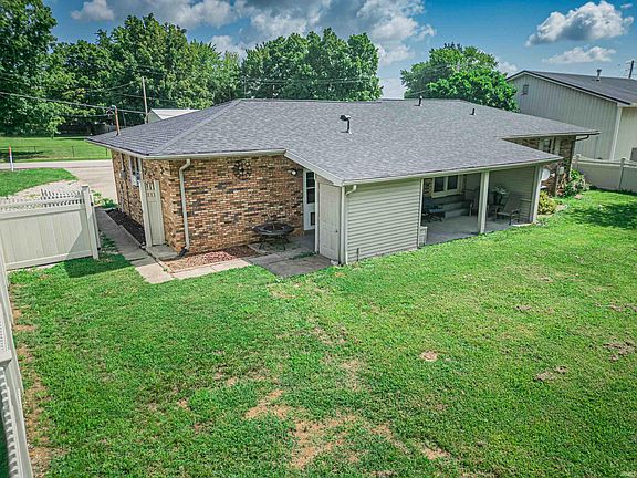 4th image of 7013 Briar Ridge Rd