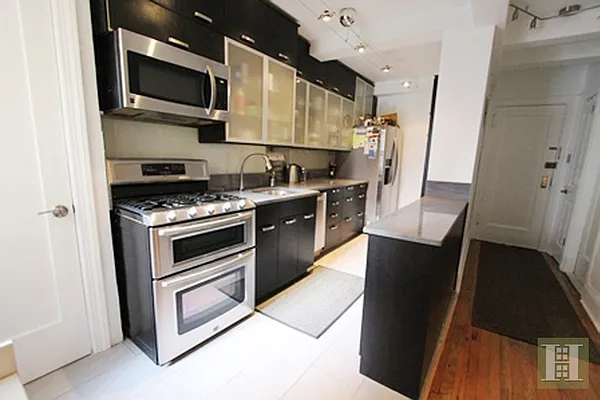 Rented by Halstead Real Estate | media 2