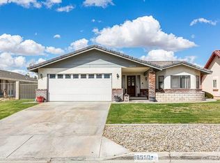 18550 Mountain Meadows Dr, Victorville, CA 92395