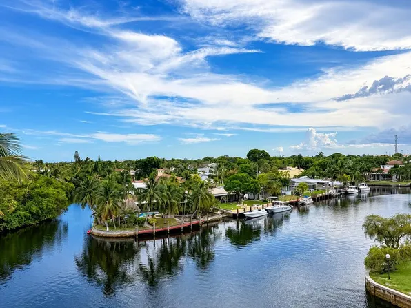 7 Royal Palm Way #505, Boca Raton, FL 33432