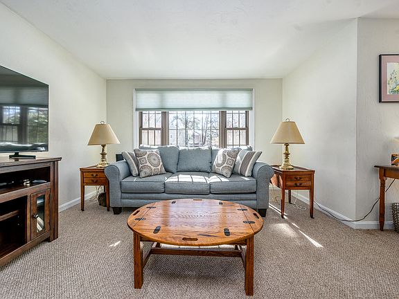 5th image of 195 Falmouth Road APT 9F